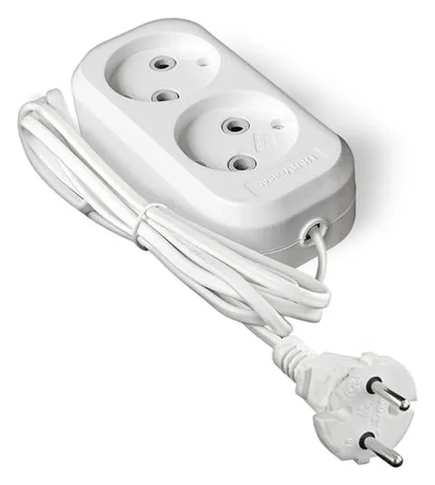 Удлинитель 2х2м без заземл. 6А IP20 У6-011 ШВВП 2х0.75 UNIVersal 9631911