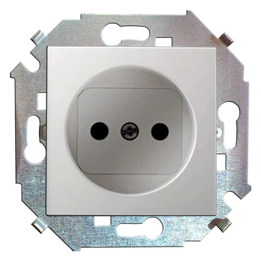 Розетка 1-м СП Simon 15 16А IP20 250В без заземл. винтов. клеммы механизм бел. Simon 1591431-030