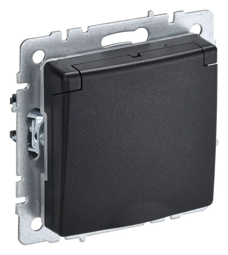 Розетка BRITE РСбш10-3-44-БрЧ 16А IP44 с заземл. защ. шторки с крышкой механизм черн. IEK BR-R16-16-44-K02
