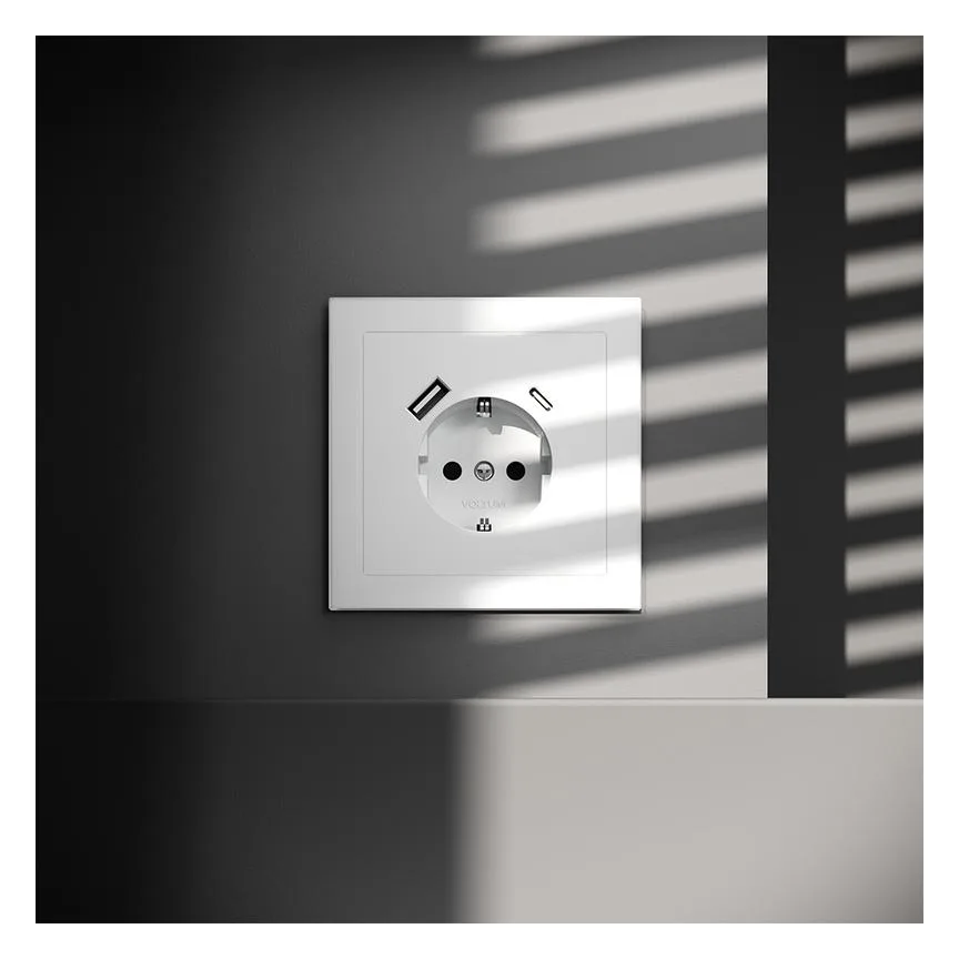 Розетка 1-м СП S70 16А с USB A+С с заземл. защ. шторки механизм бел. матов. Voltum VLS040502