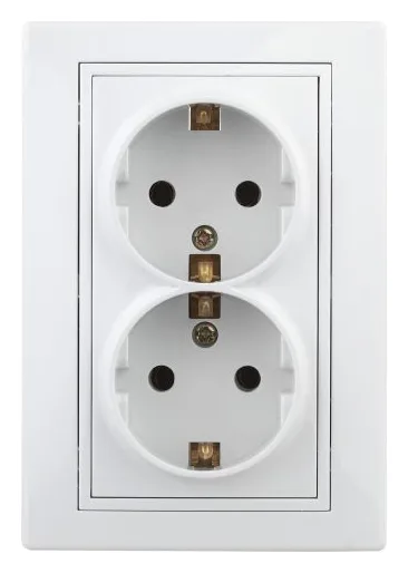 Розетка 2-м СП Plano 1-205-01 16А IP20 250В 2х2P+E Schuko бел. Intro Б0053915