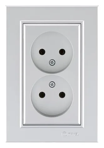 Розетка 2-м СП Karea 10А IP20 б/з сереб. Makel 56065017