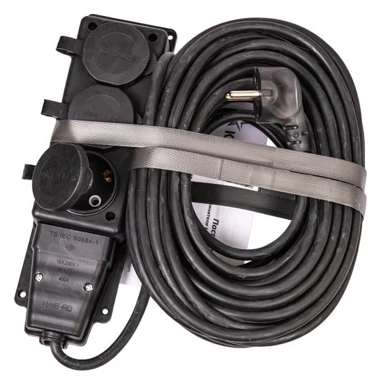 Удлинитель на каучуковой колодке 3х15м 16А IP44 250В 4кВт каучук КГ 3х2.5 черн. УХз16 Россия КОСМОС YKsm15m-3g(16A)KG-B