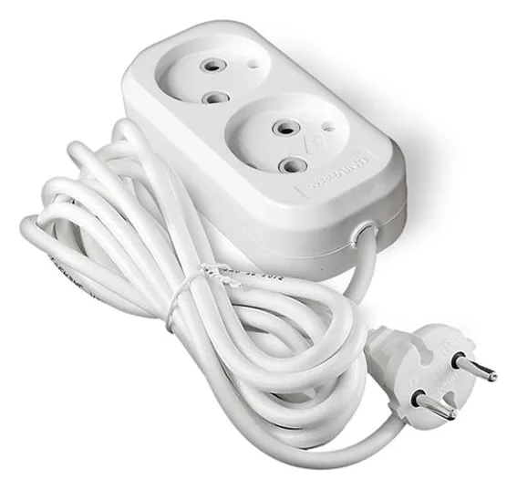 Удлинитель 2х3м без заземл. 6А IP20 У6-011М ПВС 2х0.75 UNIVersal 011М-03