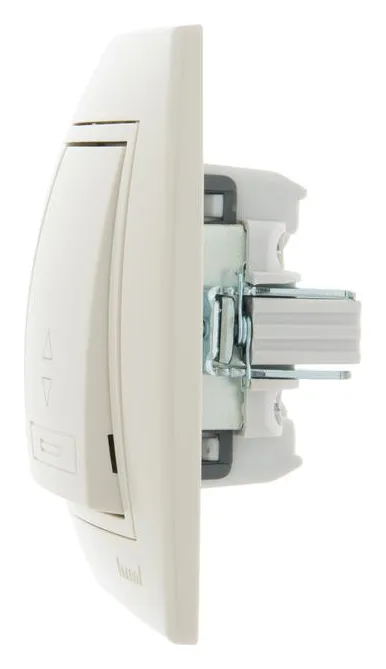 Переключатель проходной 2-кл. СП Mira 10А со вставкой крем. LEZARD 701-0303-106