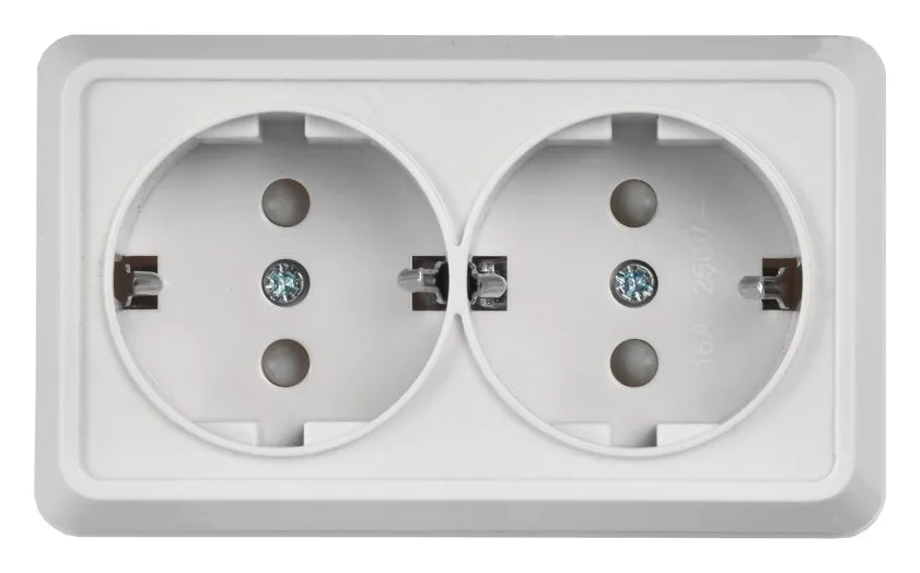 Розетка 2-м ОП Октава РСш22-3-ОБ 16А IP20 с заземл. защ. шторки бел. GENERICA ERO24-K01-16-DC