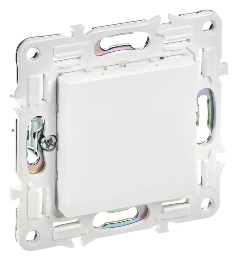 Заглушка с суппортом SKANDY SK-C01W арктич. бел. IEK SK-PL10-K01