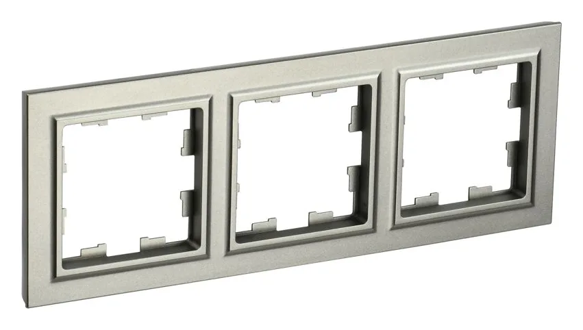 Рамка 3-м BRITE РУ-3-БрШ шампань IEK BR-M32-K37