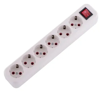 Колодка удлинителя 6-м с заземл. Lila с выкл. LEZARD 720-0600-602