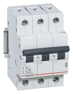 Выключатель автоматический модульный 3п C 16А 4.5кА RX3 ИЭК Leg 419708