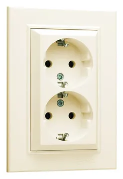 Розетка 2-м СП Karea 16А IP20 с/з крем. Makel 56010082