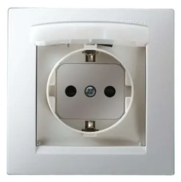 Розетка 1-м СП Simon15 16А IP44 250В с заземл. Schuko защ. шторки с крышкой винт. клеммы бел. Simon 1590450-030