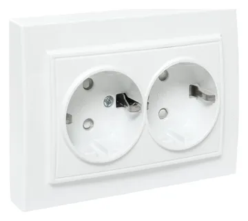 Розетка 2-м СП Минск 16А IP20 с заземл. защ. шторки бел. Basic EKF ERR16-128-100